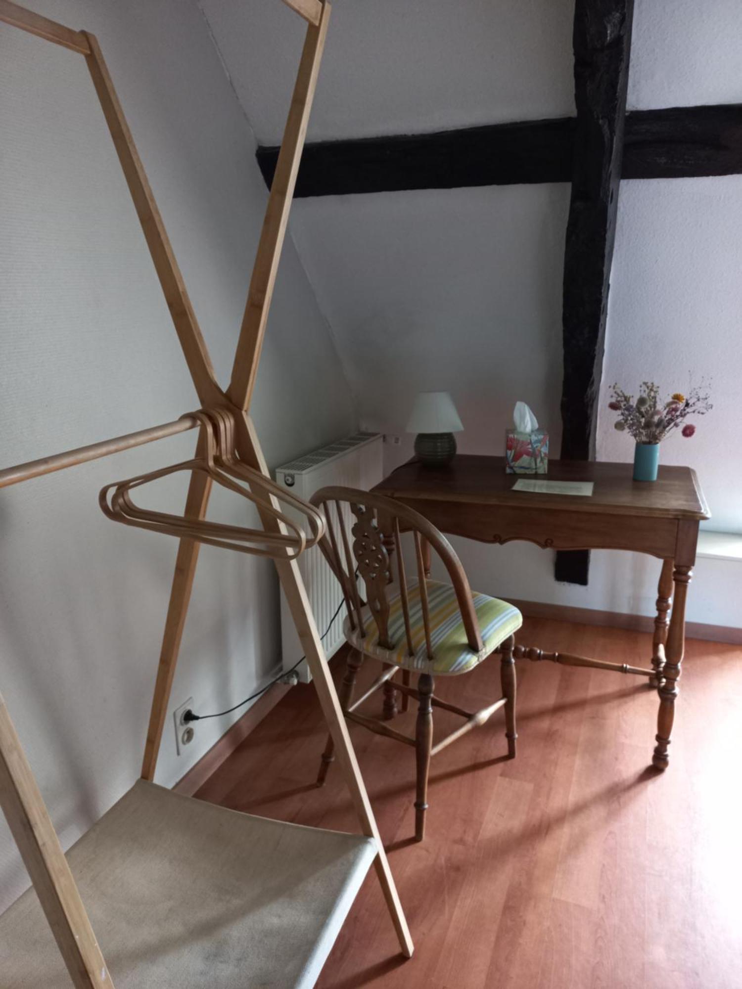 Le Poisson Ivre Bed and Breakfast Dinan Exteriör bild